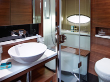 MOTOR YACHT & FLYBRIDGE　PRINCESS 43